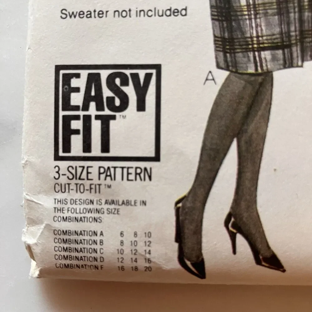McCall Sewing Pattern 8813 Women’s Dresses Size 12,‎ 14 & 16 Vintage Uncut